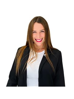 Pamela Samurcachan - RE/MAX Ultra