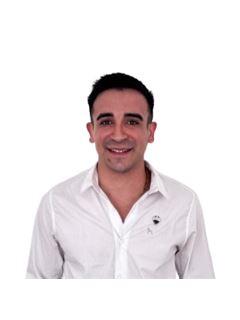 Ezequiel Tizon - RE/MAX Ultra