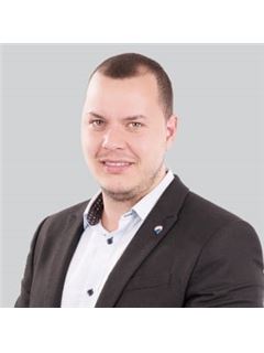 Narys - Marius Gainariu - RE/MAX Central