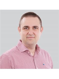 Narys - Radu Catalin Valsan - RE/MAX Central