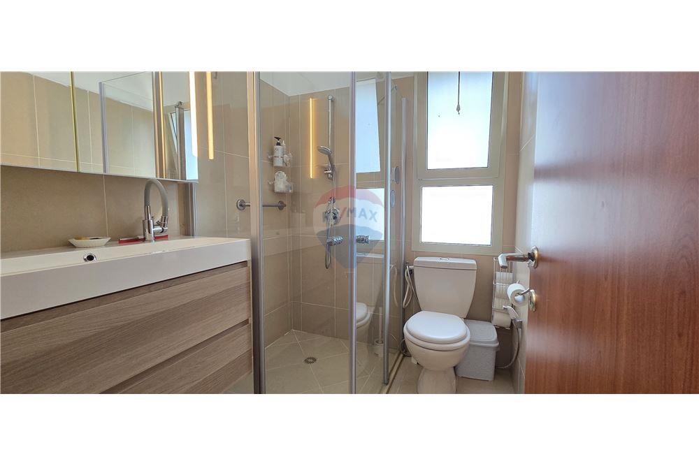 Dzīvojamais - Pilsētas savrupmāja - AHUZZAT BARAQ, Israel - HE - Vannasistaba - 830541021-500