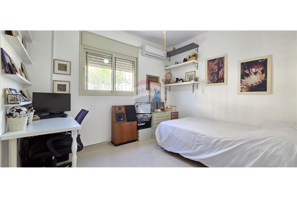 Dzīvojamais - Pilsētas savrupmāja - AHUZZAT BARAQ, Israel - HE - Guļamistaba - 830541021-500