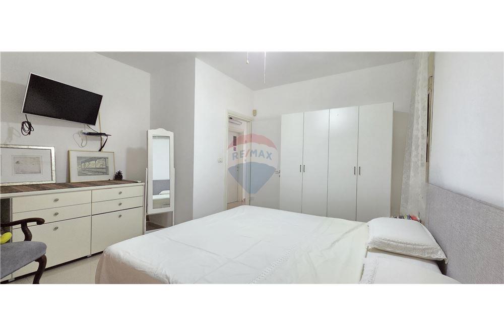 Dzīvojamais - Pilsētas savrupmāja - AHUZZAT BARAQ, Israel - HE - Galvenā guļamistaba - 830541021-500