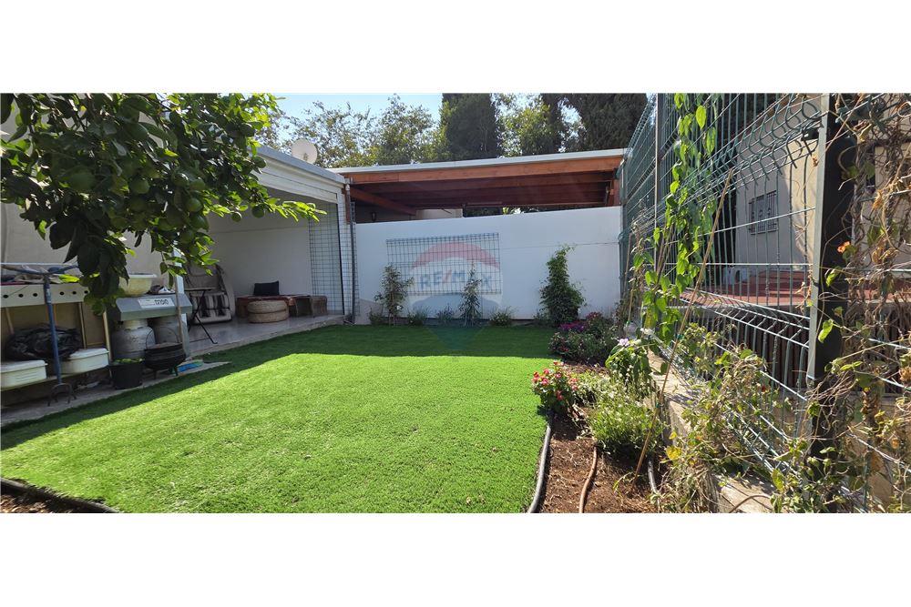 Dzīvojamais - Pilsētas savrupmāja - AHUZZAT BARAQ, Israel - HE - 7 - 830541021-500