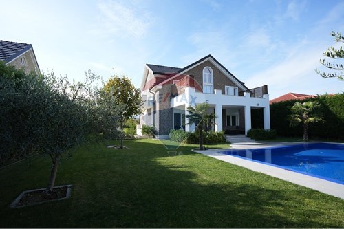 Residential - Villa - Bulevardi Qemal Stafa, Elbasan, Elbasan - AL
