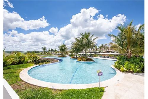 Condomínio Riviera de Santa Cristina XIII, São Paulo, Brasil