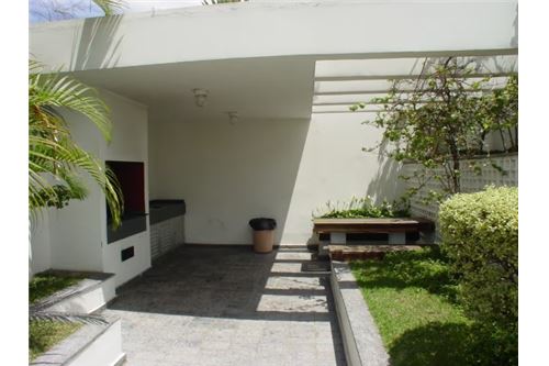 Condomínio Edifício Montparna, São Paulo, Brasil