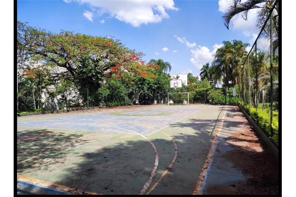 Condomínio Residencial Mario de Souza Queiroz, São Paulo, Brasil