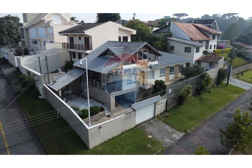 Venda-Casa-Rua Ernesto Casagrande , 129  - Santo Inácio , Curitiba , Paraná , 82010160-560341055-8