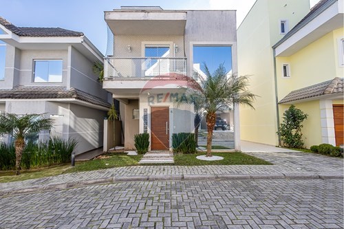 Venda-Casa-RUA JOAO BATISTA DALLARMI , 385  - POSTO CASCATINHA  - Santo Inácio , Curitiba , Paraná , 82010610-560391003-188