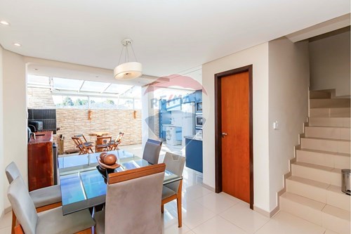 Venda-Duplex-Rua Leon Tolstói , 1099  - Lindóia , Curitiba , Paraná , 81010090-560301048-16