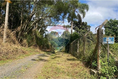 Venda-Terreno-Rua Irena Sokolowskei , s\n  - São Sebastião , União da Vitória , Paraná , 84604-695-560451008-3