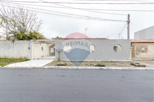 Venda-Casa-Rua Maria Melk Cordeiro , 453  - Próximo a Av. Maringá  - Atuba , Pinhais , Paraná , 83326190-560411043-25