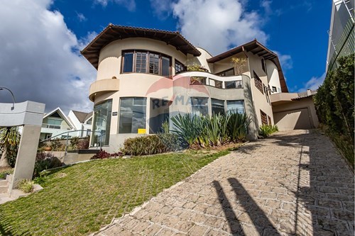 Venda-Casa-Rua Margarida Dallarmi , 528  - Rua Antonio Scorsin  - Santa Felicidade , Curitiba , Paraná , 82015690-560411004-89