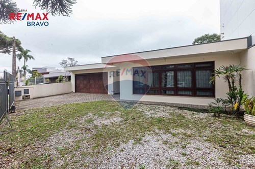 Venda-Casa-Rua Euripedes Garcêz do Nascimento , 603  - Igreja Santo Agostinho  - Ahú , Curitiba , Paraná , 80540280-560371004-39