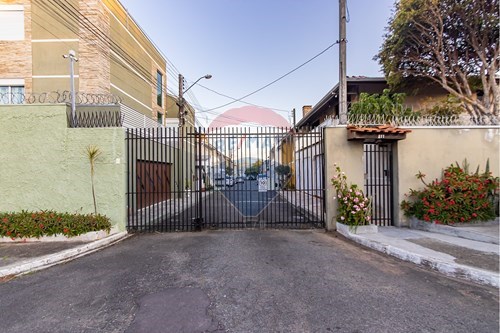 Venda-Casa-Rua Padre Estanislau Trzebiatowski , 711  - Boqueirão , Curitiba , Paraná , 81750390-560411009-97