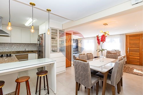 Venda-Sobrado-São Braz , Curitiba , Paraná , 82300400-560391078-56