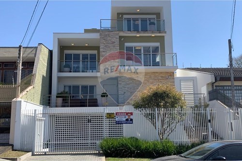 Venda-Casa-Rua Doutor João de Oliveira Passos , 81  - Bom Retiro , Curitiba , Paraná , 80520320-560461001-5