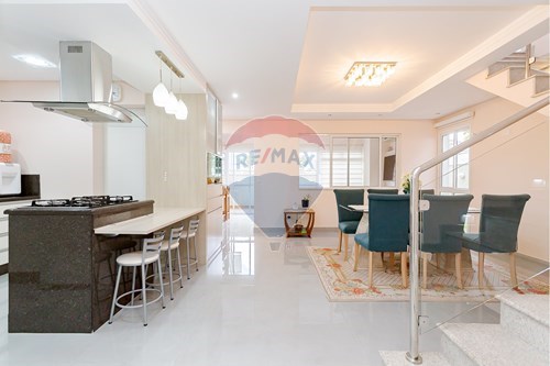 Venda-Casa-Rua Antônio Rebelatto , 323  - Xaxim , Curitiba , Paraná , 81710120-560321058-78