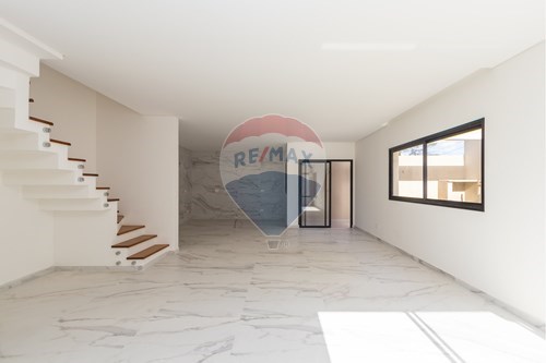 Venda-Casa-Rua Coronel José Carvalho de Oliveira , 1185  - Uberaba , Curitiba , Paraná , 81570-160-560331044-87