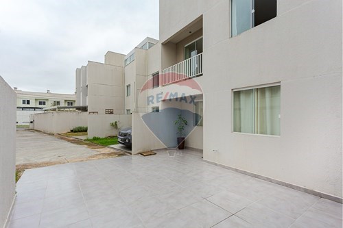 Venda-Sobrado-Rua Doutor Gonzaga de Campos , 885  - Uberaba , Curitiba , Paraná , 81570-110-560411048-57