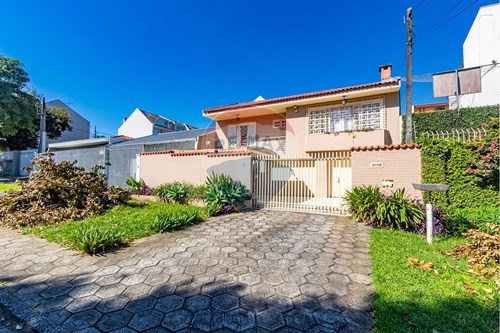 Venda-Casa-Rua Brigadeiro Arthur Carlos Peralta , 1809  - Colégio Madre Cecilia Cros  - Boa Vista , Curitiba , Paraná , 82560-030-560431012-36