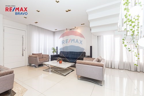 Venda-Casa-Rua Francisco Timóteo de Simas , 943  - Uberaba , Curitiba , Paraná , 81570270-560371009-84