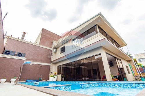 Venda-Casa-Rua Flávio Mariano Ribas , 212  - BANCO DO BRASIL/ ELETROLUX  - Uberaba , Curitiba , Paraná , 81570040-560441003-28