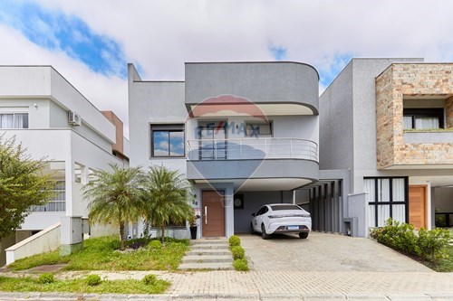 Venda-Casa-Rua Octacyr Reinaldo Mion , 532  - Xaxim , Curitiba , Paraná , 81710050-560251006-33