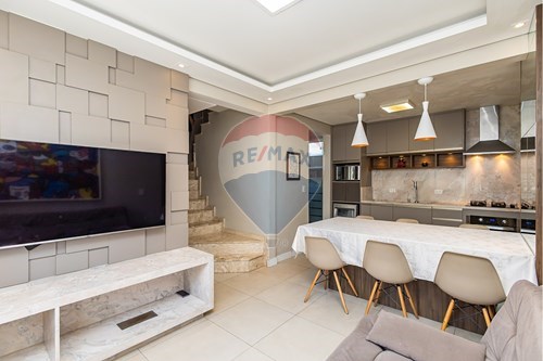 Venda-Sobrado-Rua Carlota Straube de Araujo , 1730  - Boa Vista , Curitiba , Paraná , 82560330-560341120-58