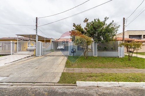 Venda-Casa de Condomínio-R. do Camacuan , 64  - SANEPAR 277  - Uberaba , Curitiba , Paraná , 81550-360-560441003-39