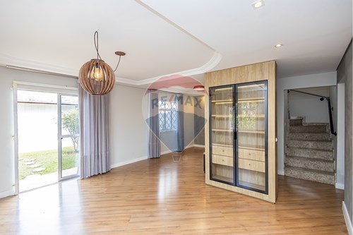 Alugar-Sobrado-Rua Arnaud Ferreira Velloso , 528  - Próximo ao Terminal Caiuá  - Cidade Industrial , Curitiba , Paraná , 81260120-560311047-523