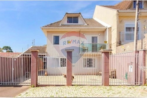 Venda-Casa-Rua João Reffo , 778  - Santa Felicidade , Curitiba , Paraná , 82410000-560321155-4