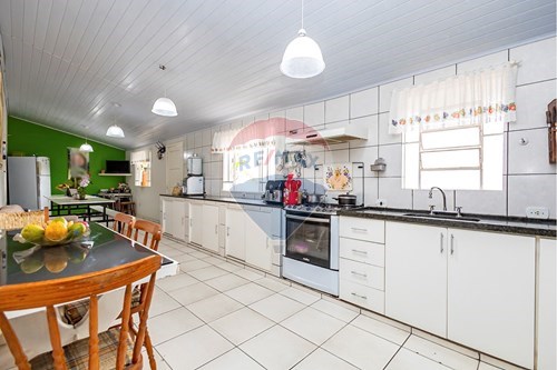 Venda-Casa-Rua Joaquim Gomes Ladeira , 185  - Barreirinha , Curitiba , Paraná , 82560140-560431025-2