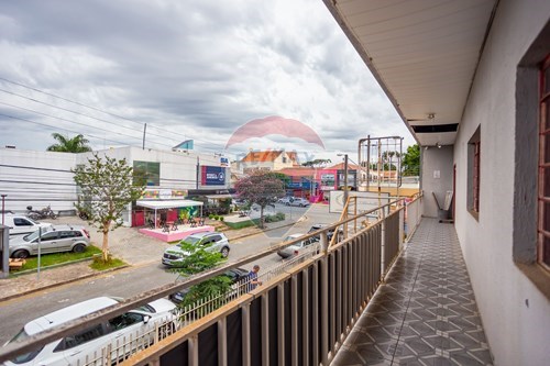 Venda-Casa Comercial-Travessa João Max Rosener , 19  - Hugo Lange , Curitiba , Paraná , 80040290-560301048-3