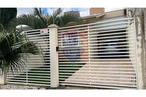 Venda-Casa-Rua Adilha Saad , 321  - Porto das Laranjeiras , Araucária , Paraná , 83703140-560491001-6