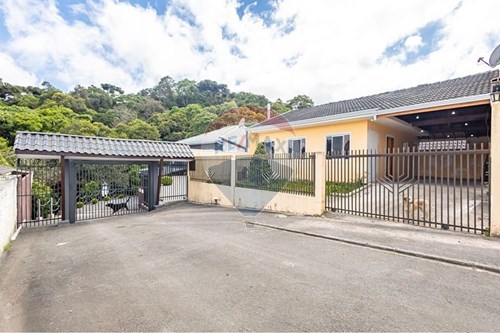 Venda-Casa de Condomínio-Rua do Cipreste , 290  - Final da rua  - Embu , Colombo , Paraná , 83414600-560301018-37