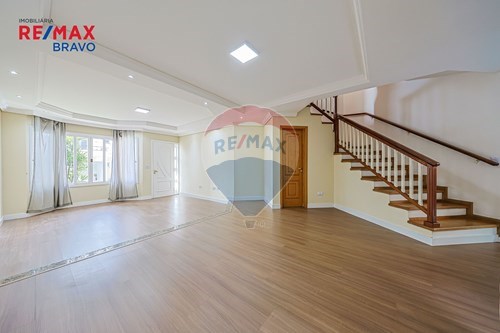 Venda-Sobrado-Rua  Capitão Leônidas Marques , 2727  - APCEFPR  - Uberaba , Curitiba , Paraná , 81550000-560371009-78