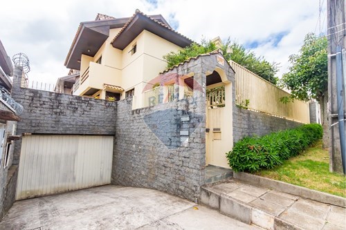 Venda-Sobrado-Rua Dos Ipês, , 201  - Barreirinha , Curitiba , Paraná , 82700-380-560331080-6