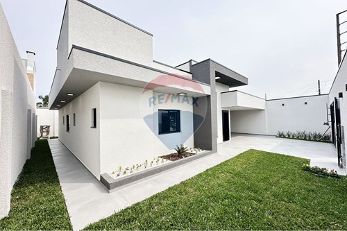 Venda-Casa-Rua Marechal Deodoro da Fonseca , 1053  - Planta Araçatuba , Piraquara , Paraná , 83301-650-560411009-78