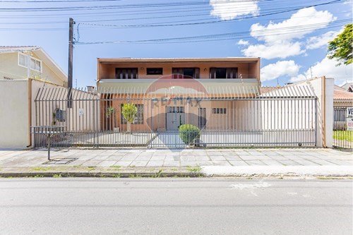 Venda-Sobrado-Rua Santa Helena , 184  - próxima a Rua Camilo de Lélis  - Centro , Pinhais , Paraná , 83324220-560331023-58