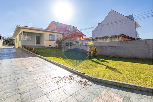 Venda-Casa-Rua Alberto Rutz , 508  - Mercado Companhia do Alimento  - Portão , Curitiba , Paraná , 81320280-560331069-60