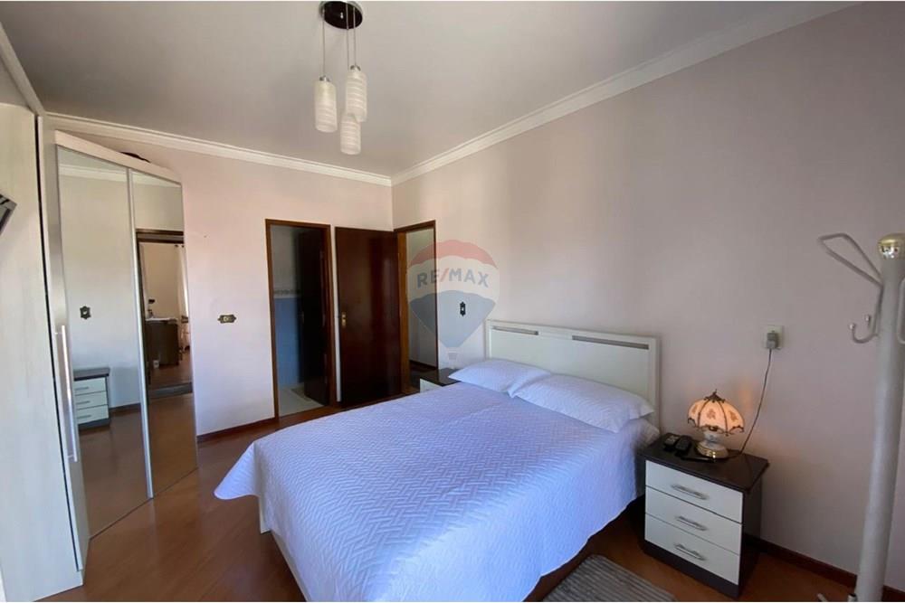 Sobrado - Venda - Curitiba , Paraná - WhatsApp Image 2025-03-06 at 14.59.16 (1).jpeg - 560251075-1