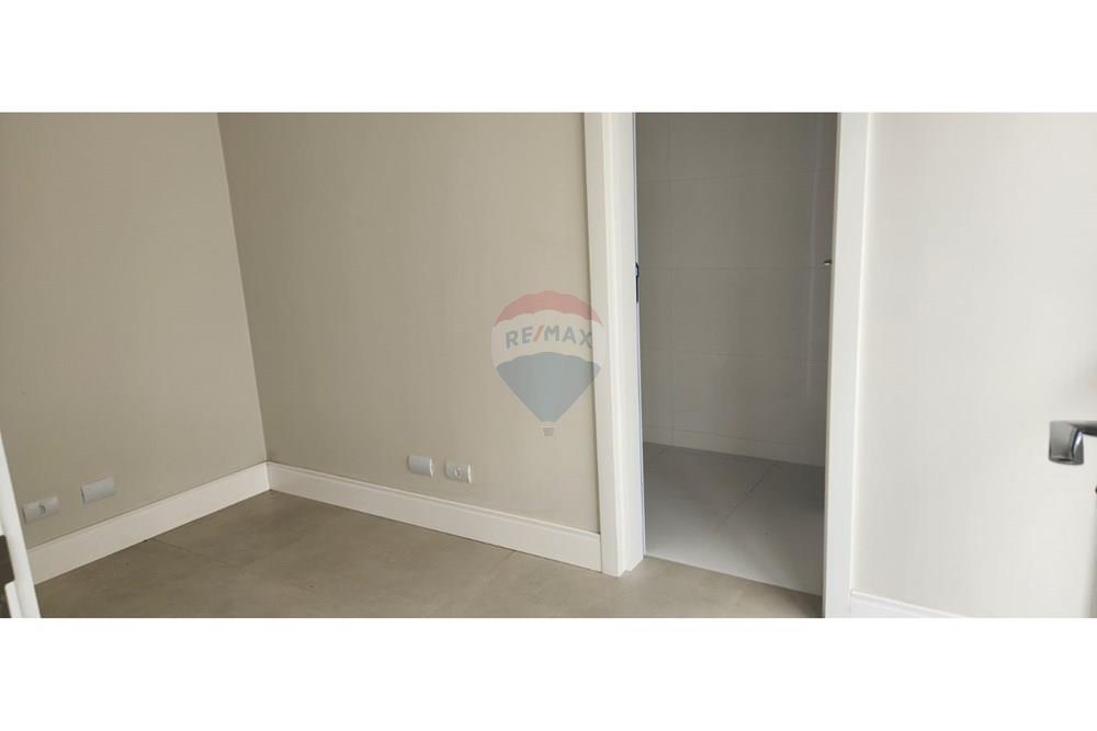 Sobrado - Venda - Curitiba , Paraná - Imagem do WhatsApp de 2025-10-17 à(s) 19.16.37_c0878954.jpg - 560461025-9