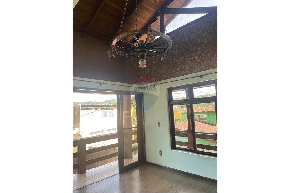 Casa - Venda - Antonina , Paraná - Imagem do WhatsApp de 2025-10-23 à(s) 09.37.58_f438494a.jpg - 560471012-1