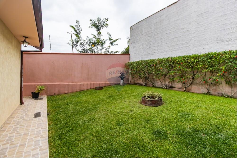 Casa - Venda - Curitiba , Paraná - 53 Jardim Fundos.jpg - 560341137-5