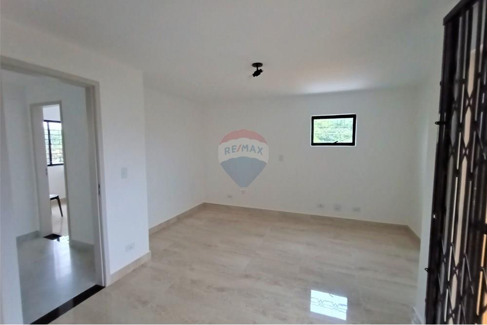 Sobrado - Venda - Curitiba , Paraná - IMG_20221203_183509516 (1).jpg - 560391075-5