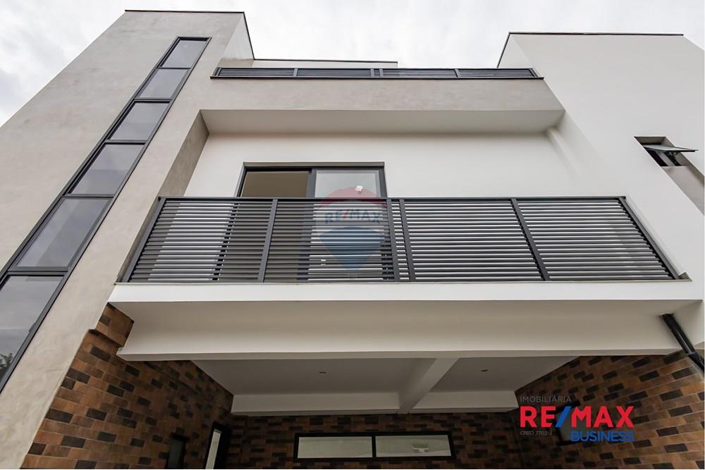 Sobrado - Venda - Curitiba , Paraná - 02 fachada.jpg - 560341034-52