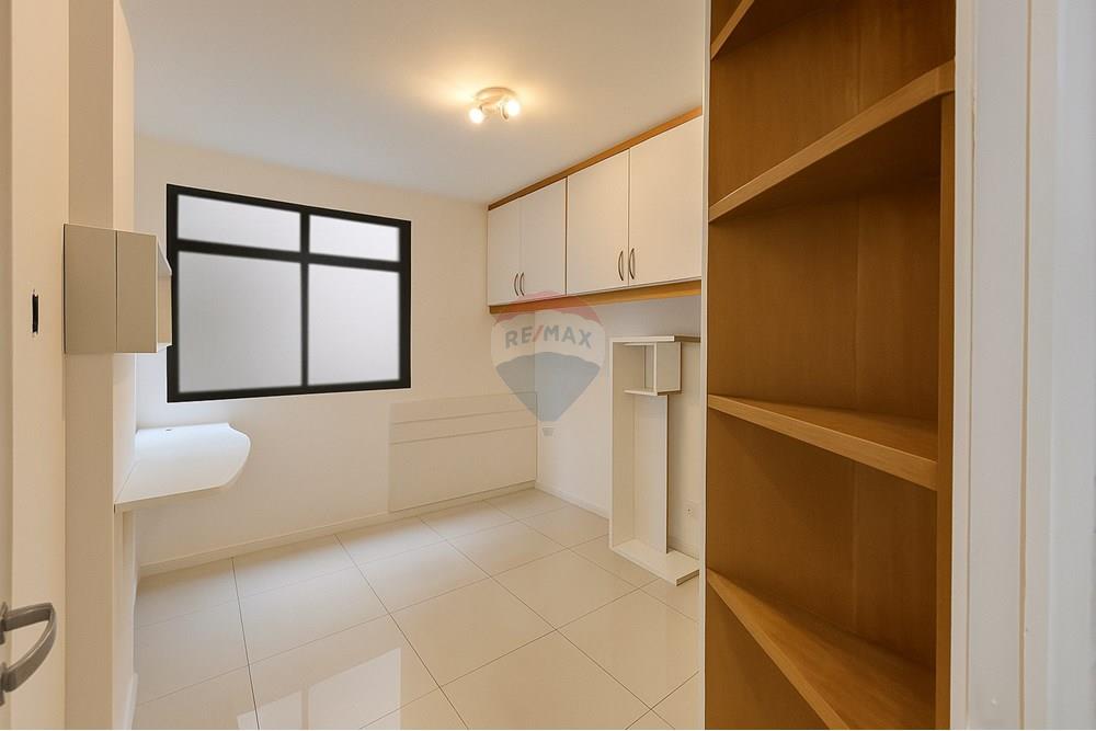 Apartamento - Venda - Curitiba , Paraná - Quarto 1 janela borrada.jpg - 560321114-18