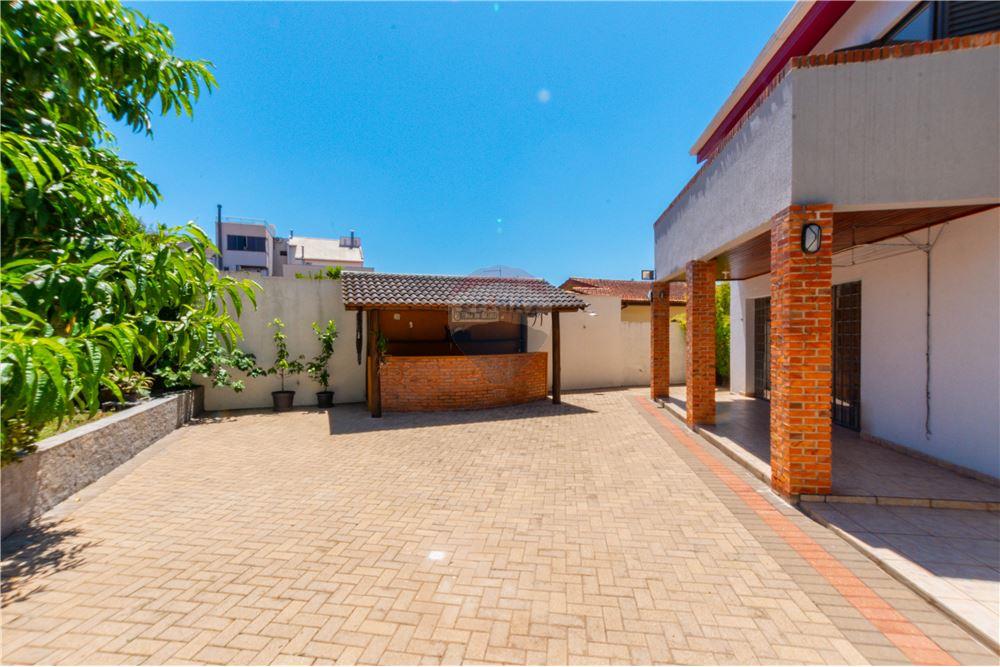 Sobrado - Venda - Curitiba , Paraná - 31 - 560371009-87